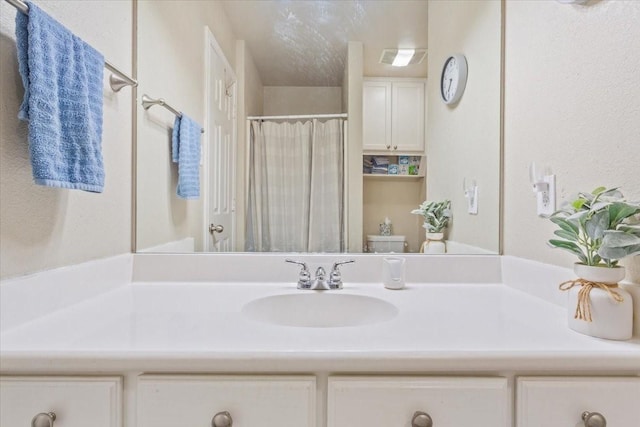401 Mahon Hollow Dr, Waco, TX 76704 - full bath featuring vanity and a shower with curtain