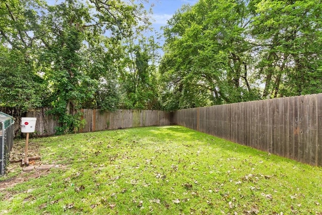401 Mahon Hollow Dr, Waco, TX 76704 - view of yard