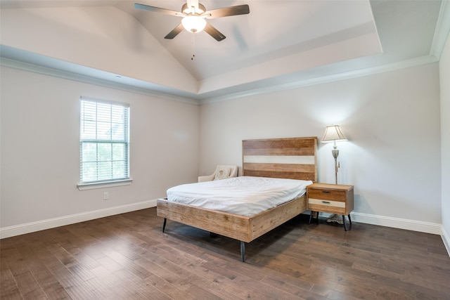 1043 Sarah St, Allen, TX 75013 - bedroom featuring vaulted ceiling, wood finished floors, baseboards, and a ceiling fan