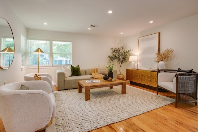 1205 Ranier St, Dallas, TX 75208 - living area with light wood-type flooring and recessed lighting