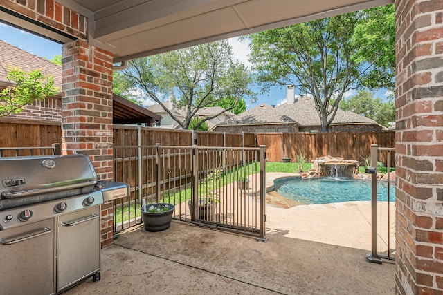 7112 Royal Glen Trl, Mckinney, TX 75072 - view of patio featuring a fenced backyard