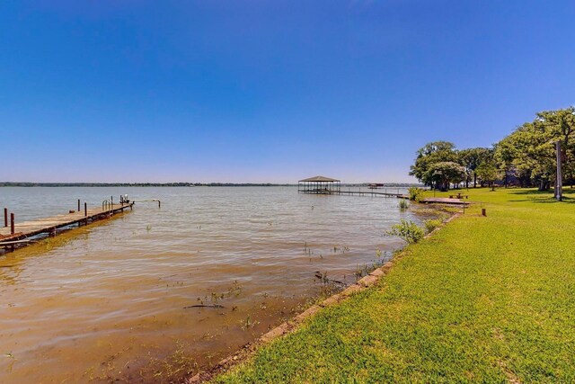 13030 Miller Rd, Azle, TX 76020