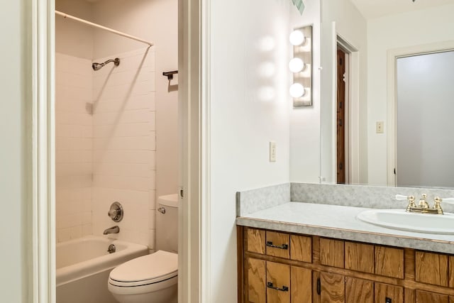 107 San Medina Ln, Joshua, TX 76058 - bathroom with toilet, vanity, and shower / bathtub combination