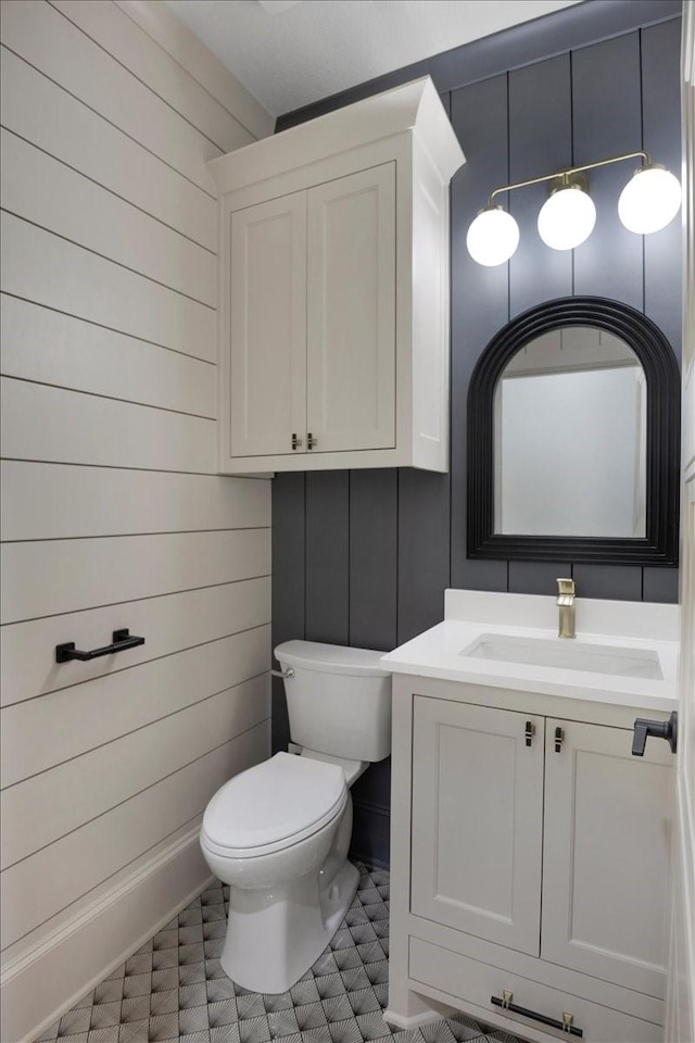 14541 Woodland Crk, Tyler, TX 75706 - half bathroom with toilet and vanity