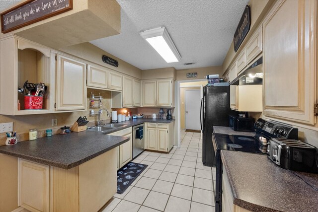 kitchen featuring a sink, electric range oven, under cabinet range hood, dishwasher, and dark countertops