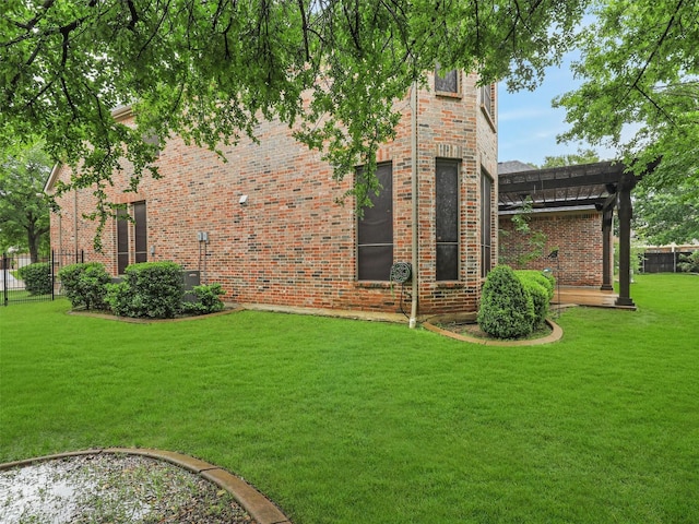 6769 Canal Ct, Grand Prairie, TX 75054 - view of yard with a pergola