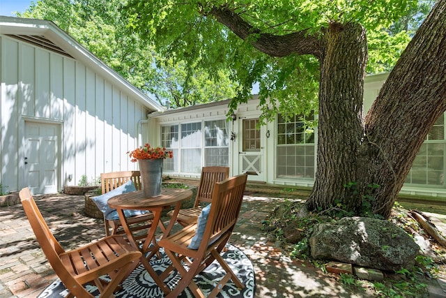214 Country Club Rd, Hillsboro, TX 76645 - view of patio / terrace