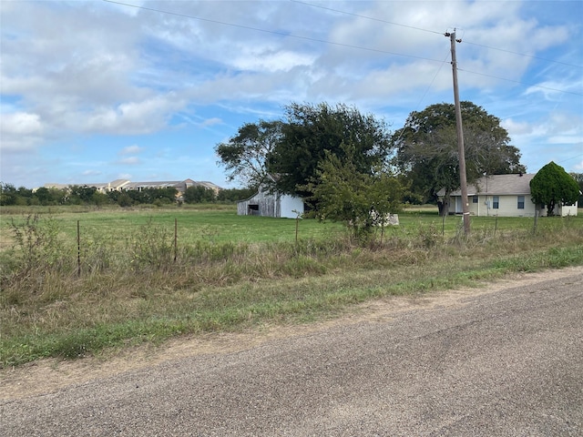 718 Ender Rd, Waco, TX 76706 - view of asphalt road