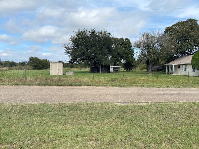 718 Ender Rd, Waco, TX 76706 - view of green lawn