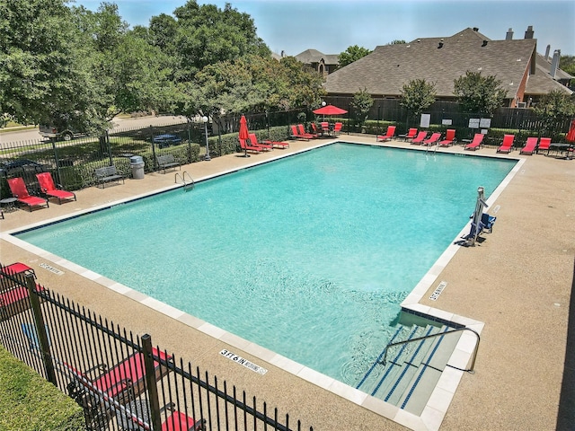1833 Ramada Trl, Fort Worth, TX 76247 - community pool featuring fence and a patio