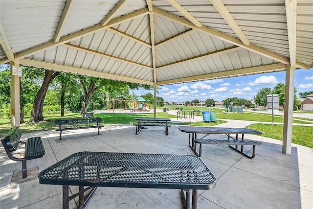 1833 Ramada Trl, Fort Worth, TX 76247 - view of property's community featuring a lawn and a patio