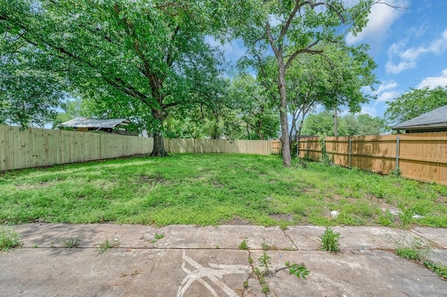 1713 Reuter Ave, Waco, TX 76708 - view of fenced backyard