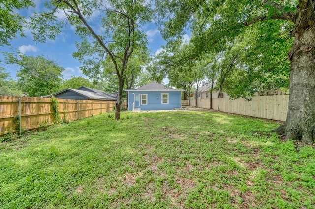 1713 Reuter Ave, Waco, TX 76708 - view of yard