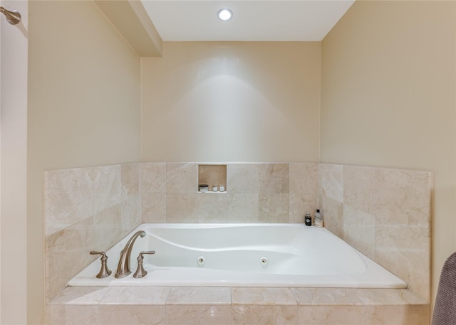 5909 Luther Ln Unit 1700, Dallas, TX 75225 - full bath with a whirlpool tub