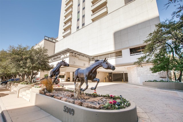5909 Luther Ln Unit 1700, Dallas, TX 75225 - view of surrounding community