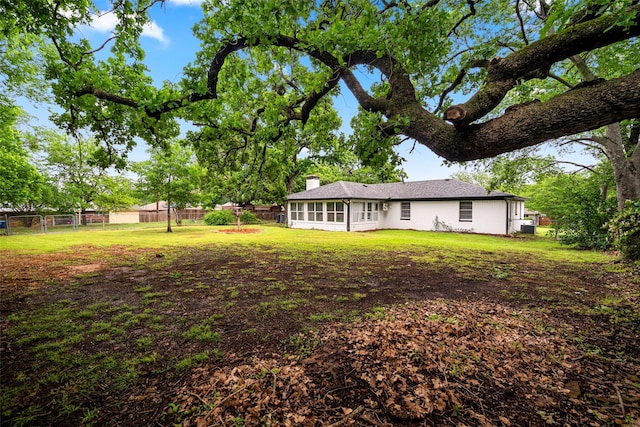 2001 Brenda Ave, Denison, TX 75020 - view of yard featuring a sunroom