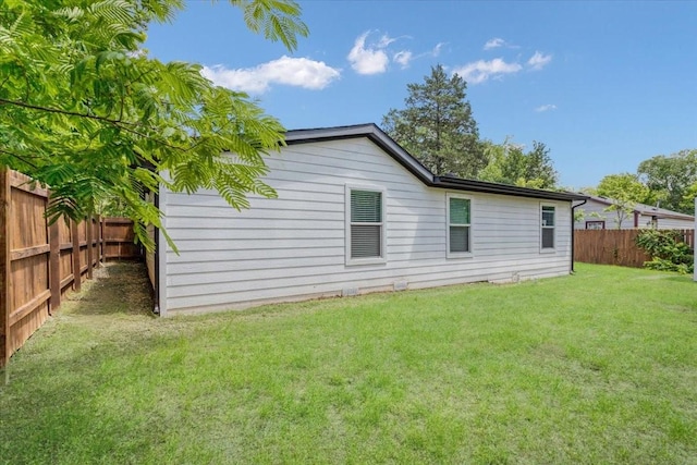 3015 S Fannin Ave, Denison, TX 75021 - view of side of property