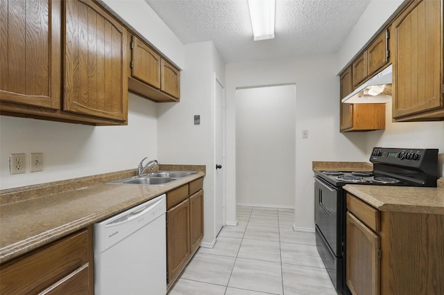 1021 Irene St, Burleson, TX 76028 - kitchen with dishwasher, black electric range oven, under cabinet range hood, a sink, and a textured ceiling