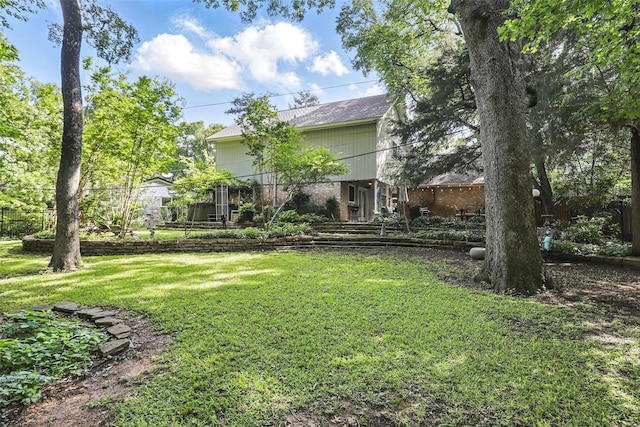 1738 Northaven Ct, Arlington, TX 76012 - view of yard