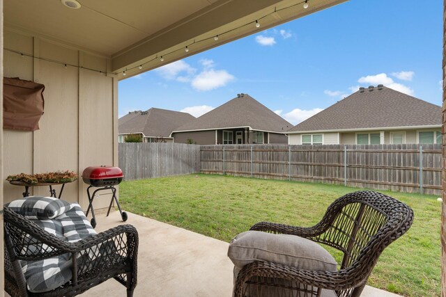 view of yard with a patio
