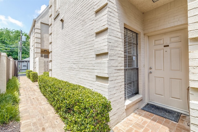 4229 Cole Ave Unit 115, Dallas, TX 75205 - property entrance with a gate