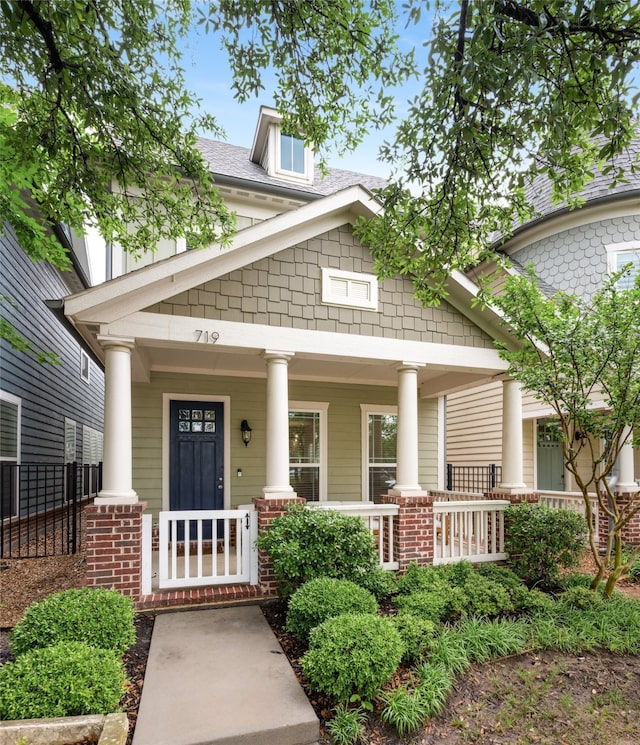 719 Hammond St, Coppell, TX 75019 - craftsman-style home featuring a porch