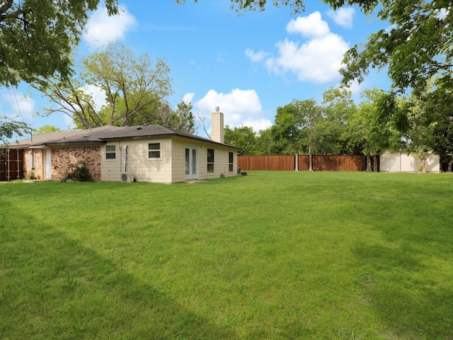 2834 Sunny Hill Ln, Farmers Branch, TX 75234 - view of yard