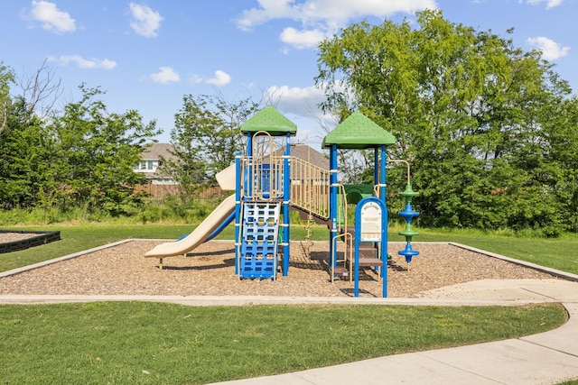605 Preston Dr, Royse City, TX 75189 - community playground with a yard