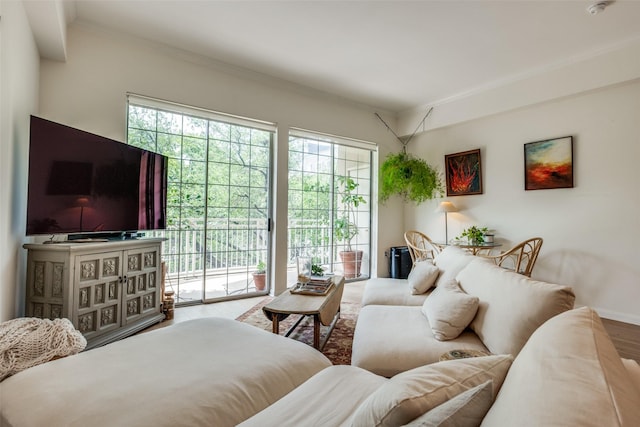 3225 Turtle Creek Blvd Unit 326, Dallas, TX 75219 - living area with ornamental molding