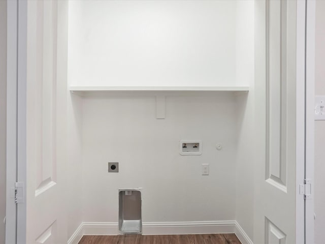 317 Clarence St Unit B, Fort Worth, TX 76111 - washroom featuring gas dryer hookup, hookup for an electric dryer, dark wood finished floors, and hookup for a washing machine
