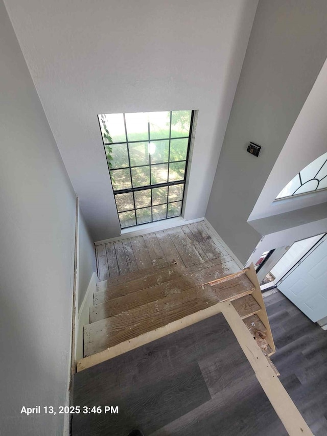 202 Sunset Dr, Glenn Heights, TX 75154 - staircase with wood finished floors