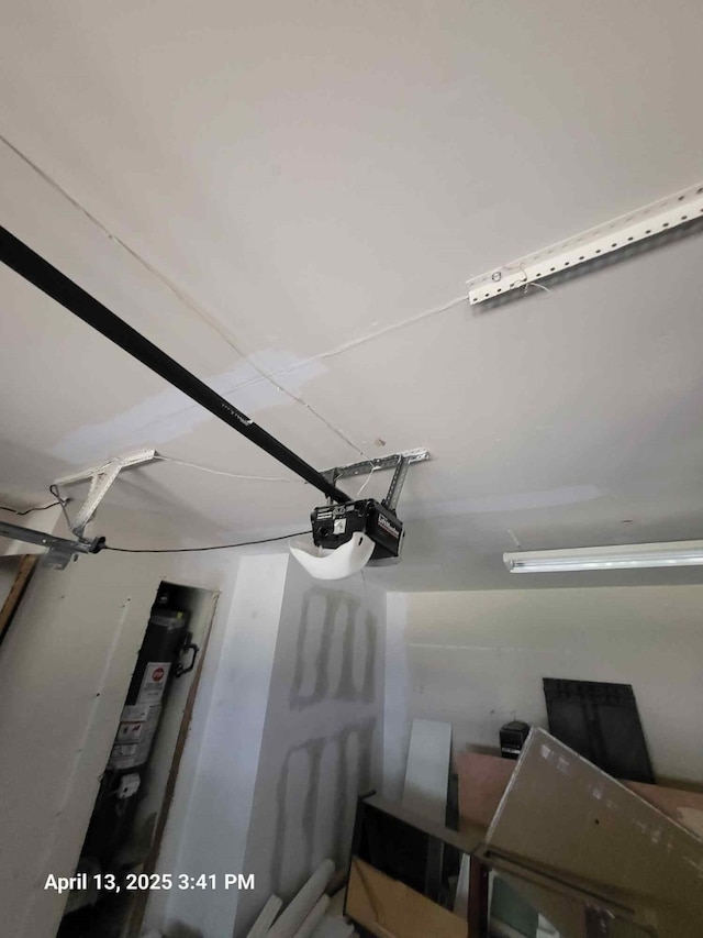 202 Sunset Dr, Glenn Heights, TX 75154 - garage featuring a garage door opener