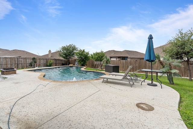 2304 Bermont Red Ln, Fort Worth, TX 76131 - view of swimming pool with a patio area and a fenced backyard