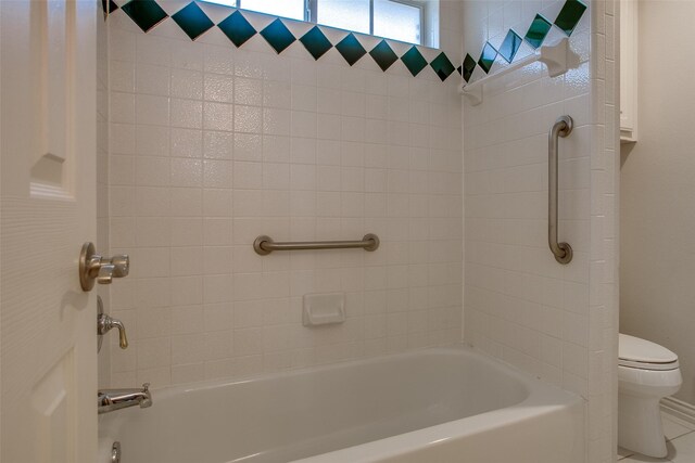 6513 Crawley Dr, Plano, TX 75093 - bathroom featuring vanity and baseboards