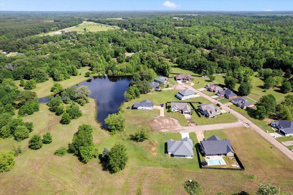 2835 Kingfisher Ln, Mount Pleasant, TX 75455