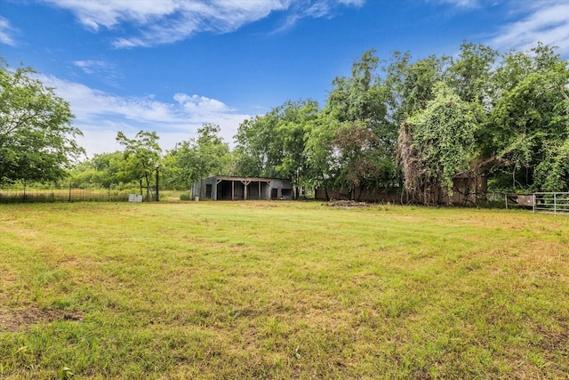 3601 Orchard Ln, Waco, TX 76705 - view of yard