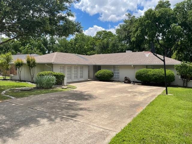 1942 S Lakeshore, Rockwall, TX 75087 - ranch-style home featuring a front yard, french doors, and driveway