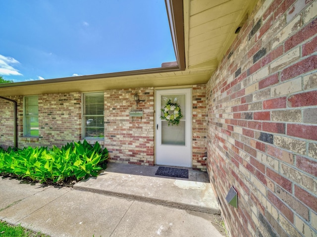 744 Greenhaven Dr, Richardson, TX 75080 - property entrance with brick siding