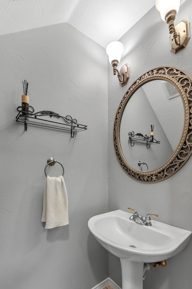 533 Cameron Ln, Allen, TX 75002 - bathroom with a sink and vaulted ceiling