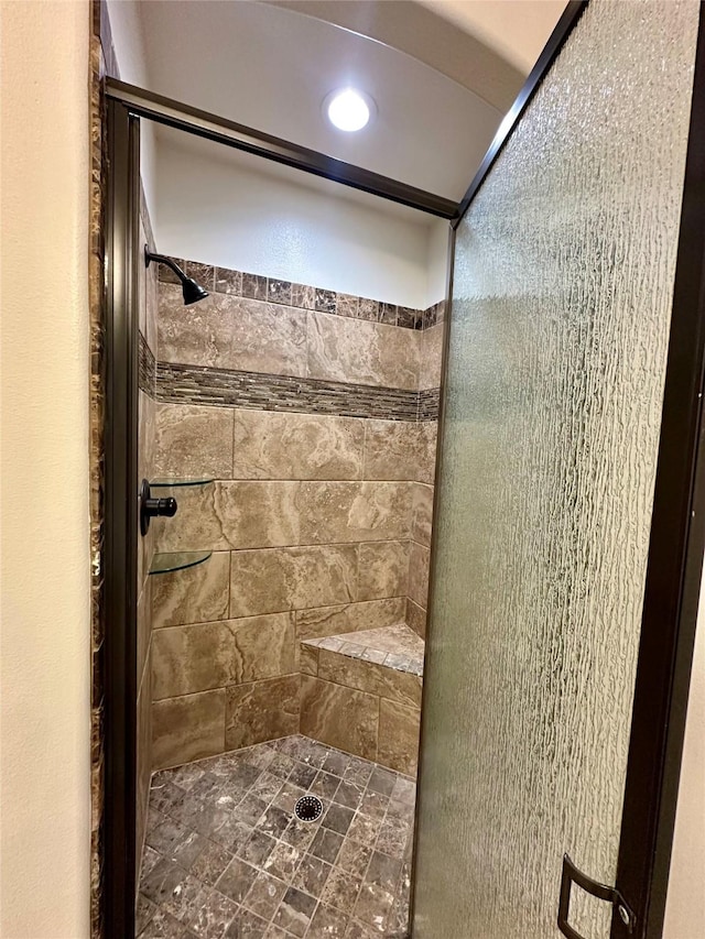 723 Dumaine Dr, Bossier City, LA 71111 - full bath featuring a stall shower