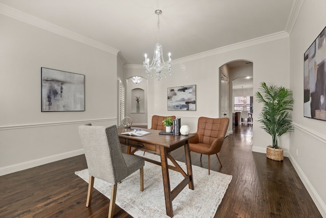 7020 Benjamin Way, Colleyville, TX 76034 - dining area featuring arched walkways, wood finished floors, ornamental molding, and a chandelier