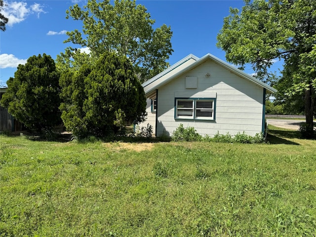 425 S 1st St W, Clyde, TX 79510 - view of side of property