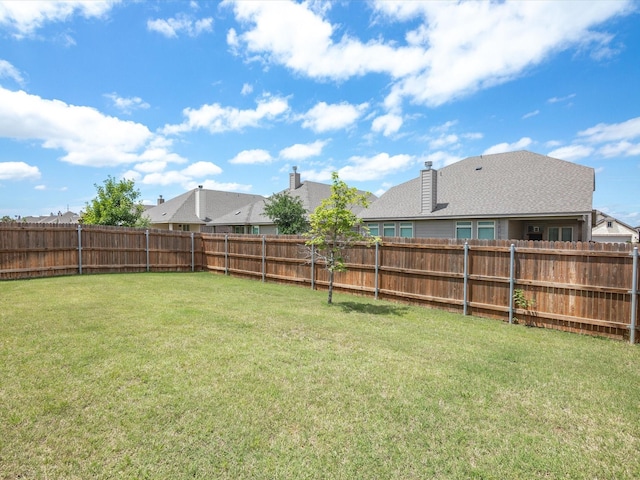 1713 Victoria Dr, Fort Worth, TX 76131 - view of yard