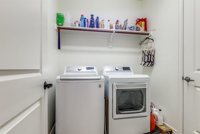 7333 Valencia Grove Ct, Fort Worth, TX 76132 - washroom featuring washer and dryer