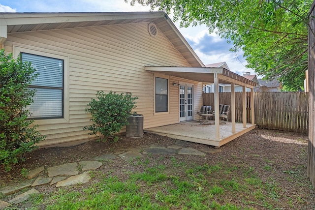 5320 Waterford Dr, Mesquite, TX 75150 - back of property with fence, a patio, and french doors