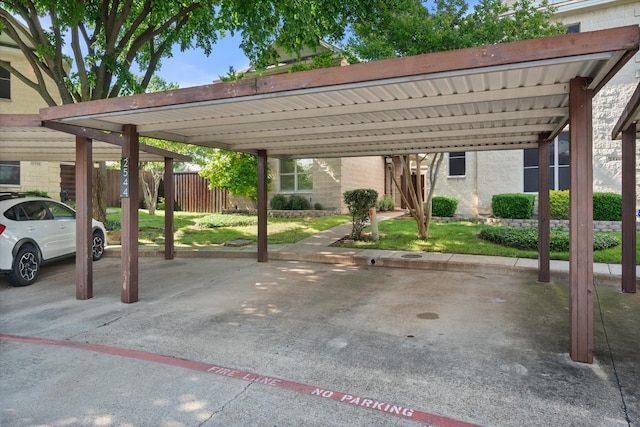 2544 Wedglea Dr, Dallas, TX 75211 - view of covered parking lot
