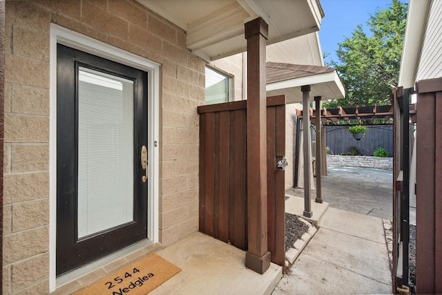 2544 Wedglea Dr, Dallas, TX 75211 - entrance to property featuring fence, a gate, and concrete block siding