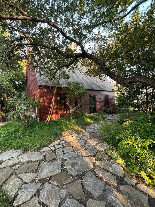 805 Trenton St, Weatherford, TX 76086 - view of yard featuring a patio