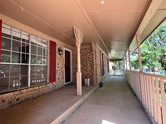 216 E Homewood Dr, Crockett, TX 75835 - view of patio / terrace featuring a porch
