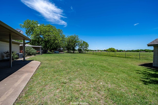 1201 New Hope Rd, Stamford, TX 79553 - view of yard featuring a patio area